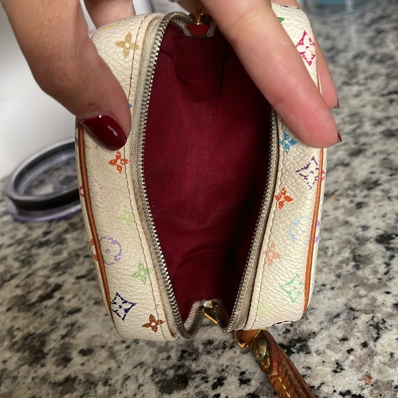 Louis Vuitton Wapity pouch - Picture 6 of 9